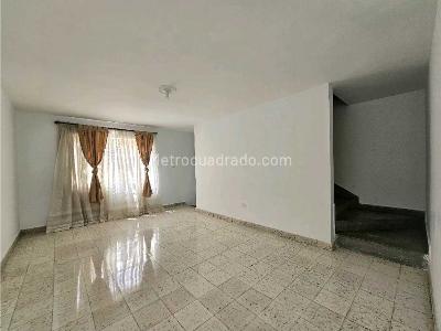 Casa de 5 alcobas en venta en Belen Rosales, Medellín, 359 m² · foto 19 de 20