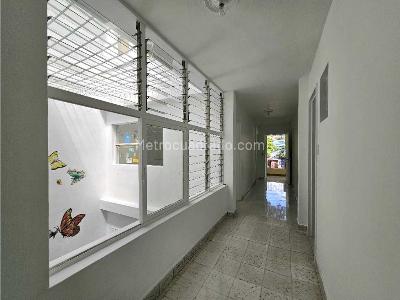 Casa de 5 alcobas en venta en Belen Rosales, Medellín, 359 m² · foto 20 de 20
