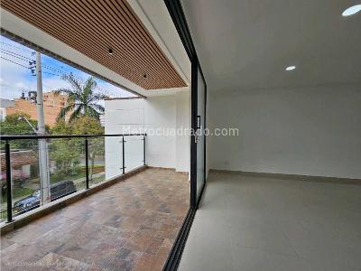 Apartamento de 3 alcobas en venta en Belen Alameda, Medellín, 132 m² · foto 4 de 20