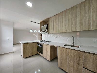 Apartamento de 3 alcobas en venta en Belen Alameda, Medellín, 132 m² · foto 11 de 20