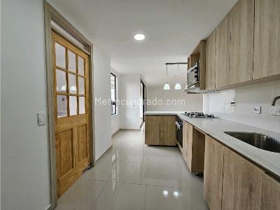 Apartamento de 3 alcobas en venta en Belen Alameda, Medellín, 132 m² · foto 12 de 20