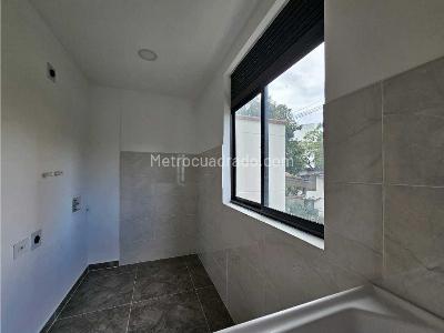 Apartamento de 3 alcobas en venta en Belen Alameda, Medellín, 132 m² · foto 16 de 20