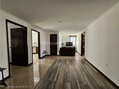 Apartamento de 3 alcobas en venta en Los Colores, Medellín, 129 m² · foto 8 de 20