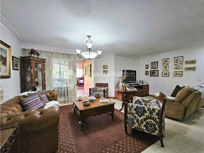 Apartamento en venta en Laureles, Medellín · foto 3 de 20