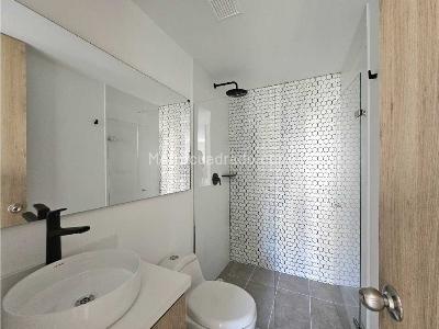Apartamento de 3 alcobas en venta en Sabaneta, Sabaneta, 76 m² · foto 14 de 20