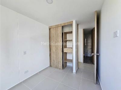 Apartamento de 3 alcobas en venta en Sabaneta, Sabaneta, 76 m² · foto 16 de 20