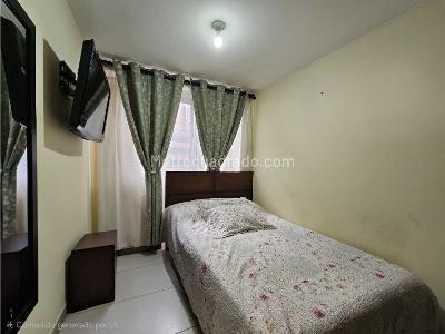 Apartamento en venta en Los Colores, Medellín · foto 7 de 19