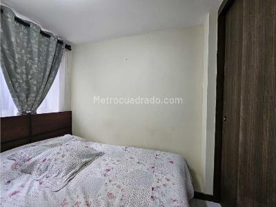 Apartamento en venta en Los Colores, Medellín · foto 8 de 19