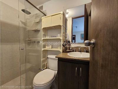 Apartamento en venta en Los Colores, Medellín · foto 12 de 19