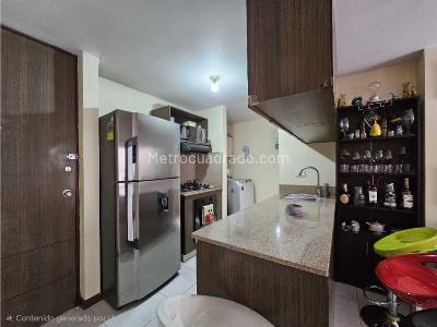 Apartamento en venta en Los Colores, Medellín · foto 14 de 19