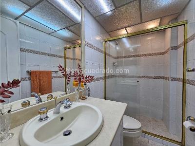 Apartamento de 3 alcobas en venta en Laureles, Medellín, 154 m² · foto 6 de 20