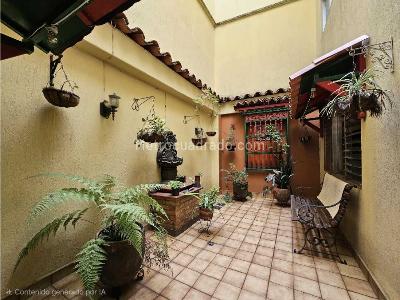 Apartamento de 3 alcobas en venta en Laureles, Medellín, 154 m² · foto 7 de 20