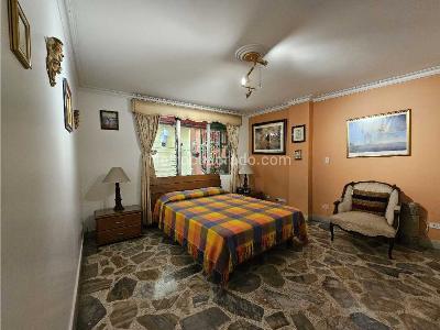 Apartamento de 3 alcobas en venta en Laureles, Medellín, 154 m² · foto 14 de 20