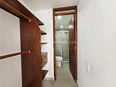 Apartamento en venta en Los Colores, Medellín · foto 16 de 20