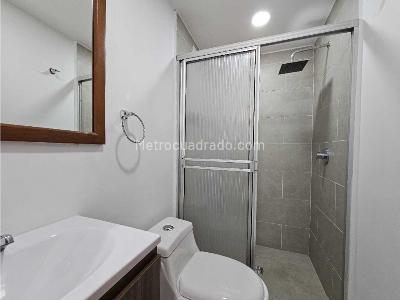 Apartamento en venta en Los Colores, Medellín · foto 17 de 20