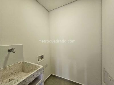 Apartamento de 2 alcobas en venta en Loma De San Jose, Sabaneta, 72 m² · foto 10 de 20