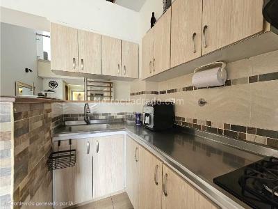 Apartamento de 3 alcobas en venta en La Castellana, Medellín, 112 m² · foto 11 de 20