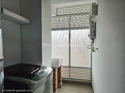 Apartamento de 3 alcobas en venta en La Castellana, Medellín, 112 m² · foto 12 de 20