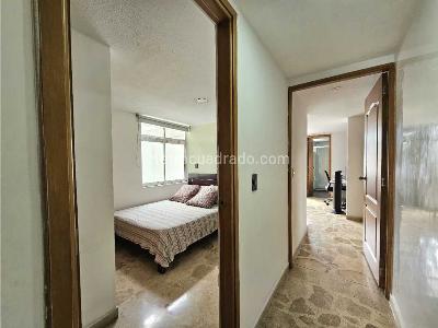 Apartamento de 3 alcobas en venta en La Castellana, Medellín, 112 m² · foto 18 de 20