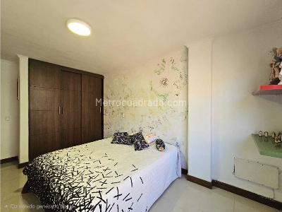 Apartamento de 3 alcobas en venta en Laureles, Medellín, 174 m² · foto 17 de 20