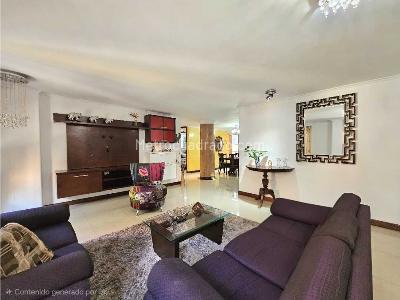 Apartamento de 3 alcobas en venta en Laureles, Medellín, 174 m² · foto 3 de 20