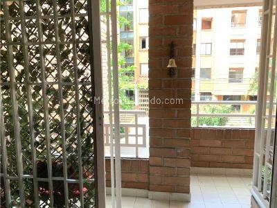 Apartamento en venta en Laureles, Medellín · foto 4 de 8