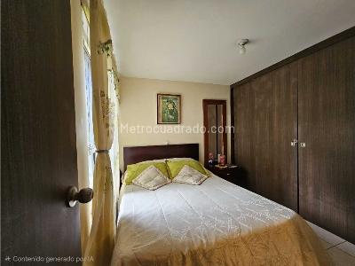 Apartamento en venta en Los Colores, Medellín · foto 10 de 19