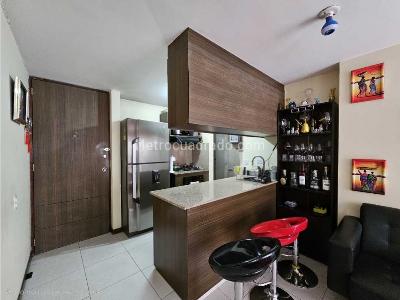 Apartamento en venta en Los Colores, Medellín · foto 13 de 19