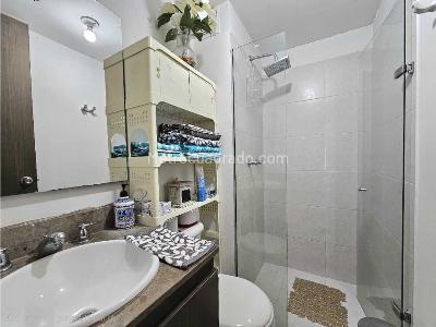 Apartamento en venta en Los Colores, Medellín · foto 5 de 19