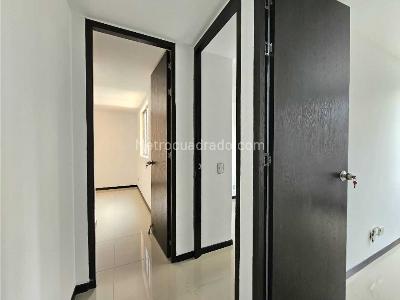 Apartamento de 3 alcobas en venta en Asdesillas, Sabaneta, 65 m² · foto 16 de 20