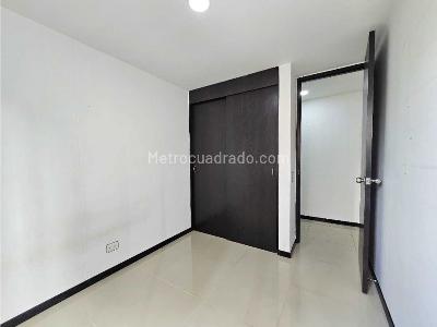 Apartamento de 3 alcobas en venta en Asdesillas, Sabaneta, 65 m² · foto 18 de 20