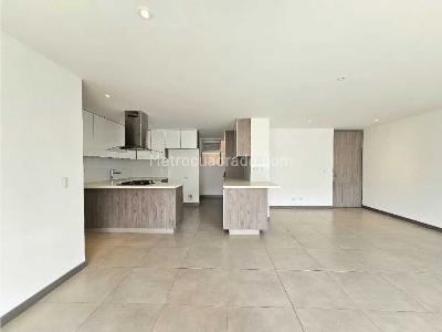 Apartamento en venta en Bosques De Zuñiga, Envigado · foto 9 de 20