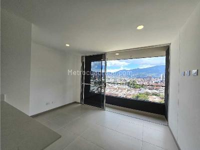 Apartamento en venta en Itagui, Itagüí · foto 2 de 20