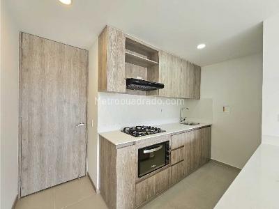 Apartamento en venta en Itagui, Itagüí · foto 4 de 20
