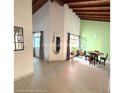 Apartamento de 3 alcobas en venta en Conquistadores, Medellín, 145 m² · foto 2 de 20