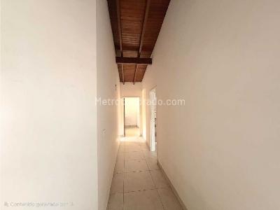 Apartamento de 3 alcobas en venta en Conquistadores, Medellín, 145 m² · foto 13 de 20