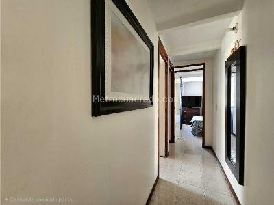 Apartamento en venta en Los Colores, Medellín · foto 14 de 20