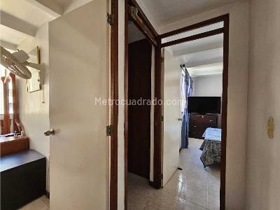 Apartamento en venta en Los Colores, Medellín · foto 15 de 20