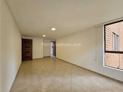 Apartamento de 3 alcobas en venta en Las Acacias, Medellín, 96 m² · foto 7 de 20