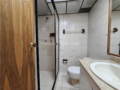 Apartamento de 3 alcobas en venta en Las Acacias, Medellín, 96 m² · foto 16 de 20