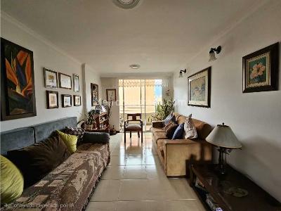 Apartamento de 3 alcobas en venta en Loma De Los Bernal, Medellín, 83 m² · foto 10 de 20