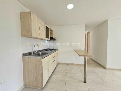 Apartamento de 3 alcobas en venta en Ditaires, Itagüí, 67 m² · foto 10 de 20
