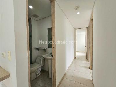 Apartamento de 3 alcobas en venta en Ditaires, Itagüí, 67 m² · foto 15 de 20