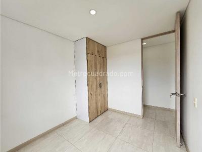 Apartamento de 3 alcobas en venta en Ditaires, Itagüí, 67 m² · foto 19 de 20