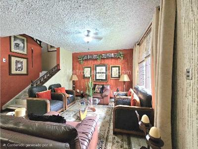 Casa de 5 alcobas en venta en Belen Malibu, Medellín, 360 m² · foto 2 de 20