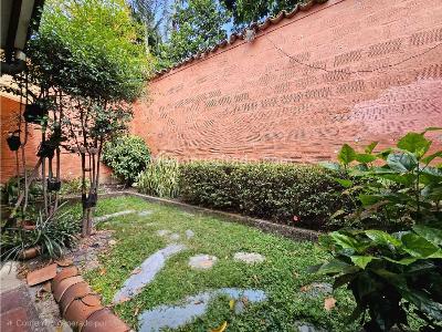 Casa de 5 alcobas en venta en Belen Malibu, Medellín, 360 m² · foto 10 de 20