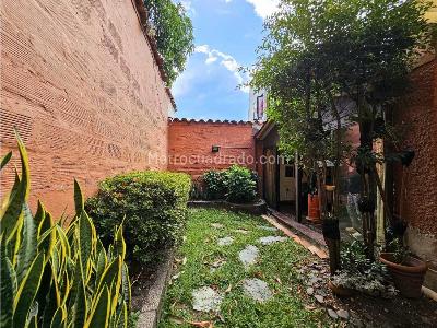Casa de 5 alcobas en venta en Belen Malibu, Medellín, 360 m² · foto 11 de 20