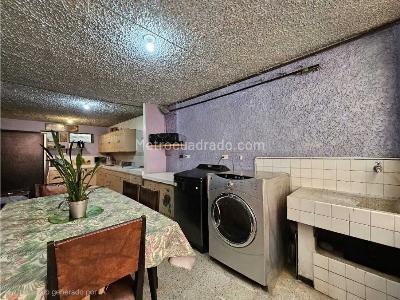 Casa de 5 alcobas en venta en Belen Malibu, Medellín, 360 m² · foto 19 de 20