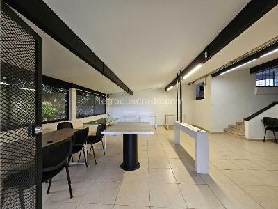 Casa de 4 alcobas en venta en San Lucas, Medellín, 293 m² · foto 5 de 20
