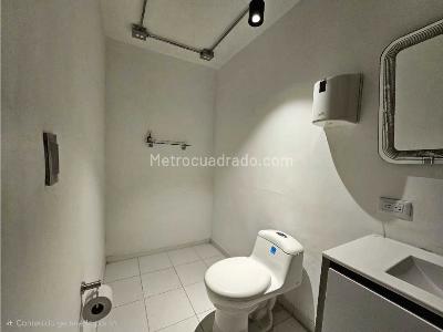 Casa de 4 alcobas en venta en San Lucas, Medellín, 293 m² · foto 15 de 20
